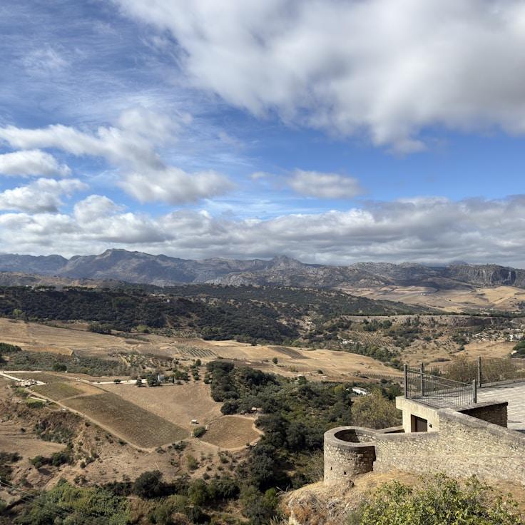 Family terraces and cafés for calm evenings in Lisbon